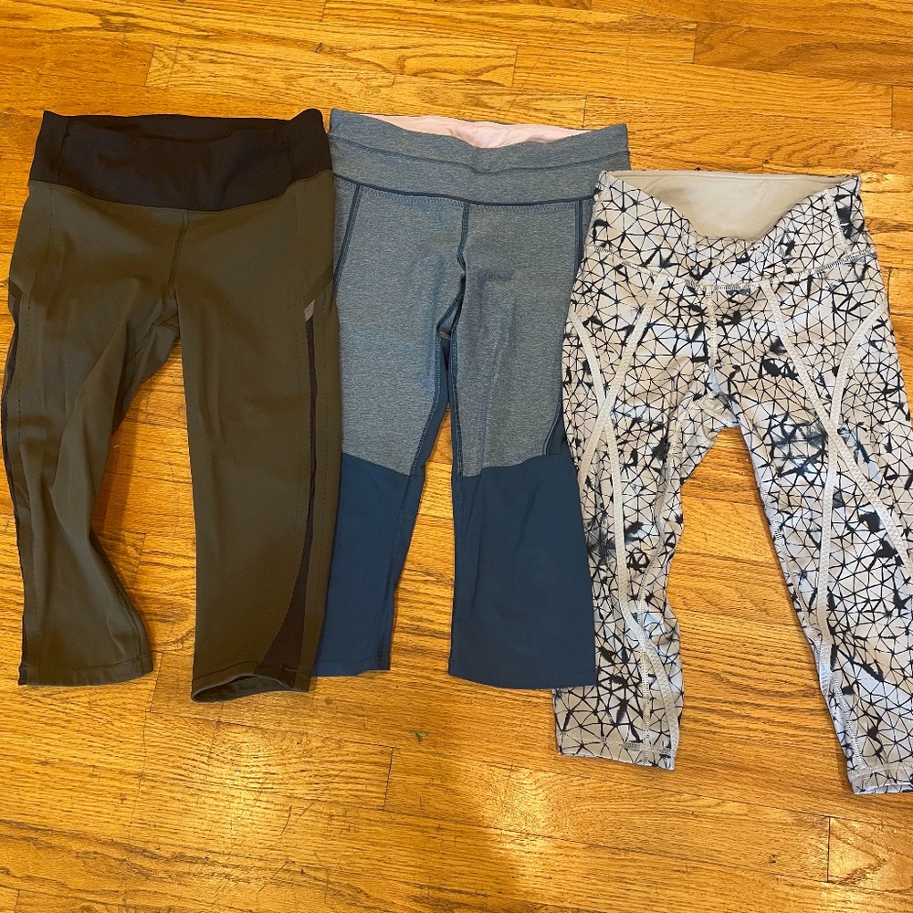 Lululemon capri workout leggings!